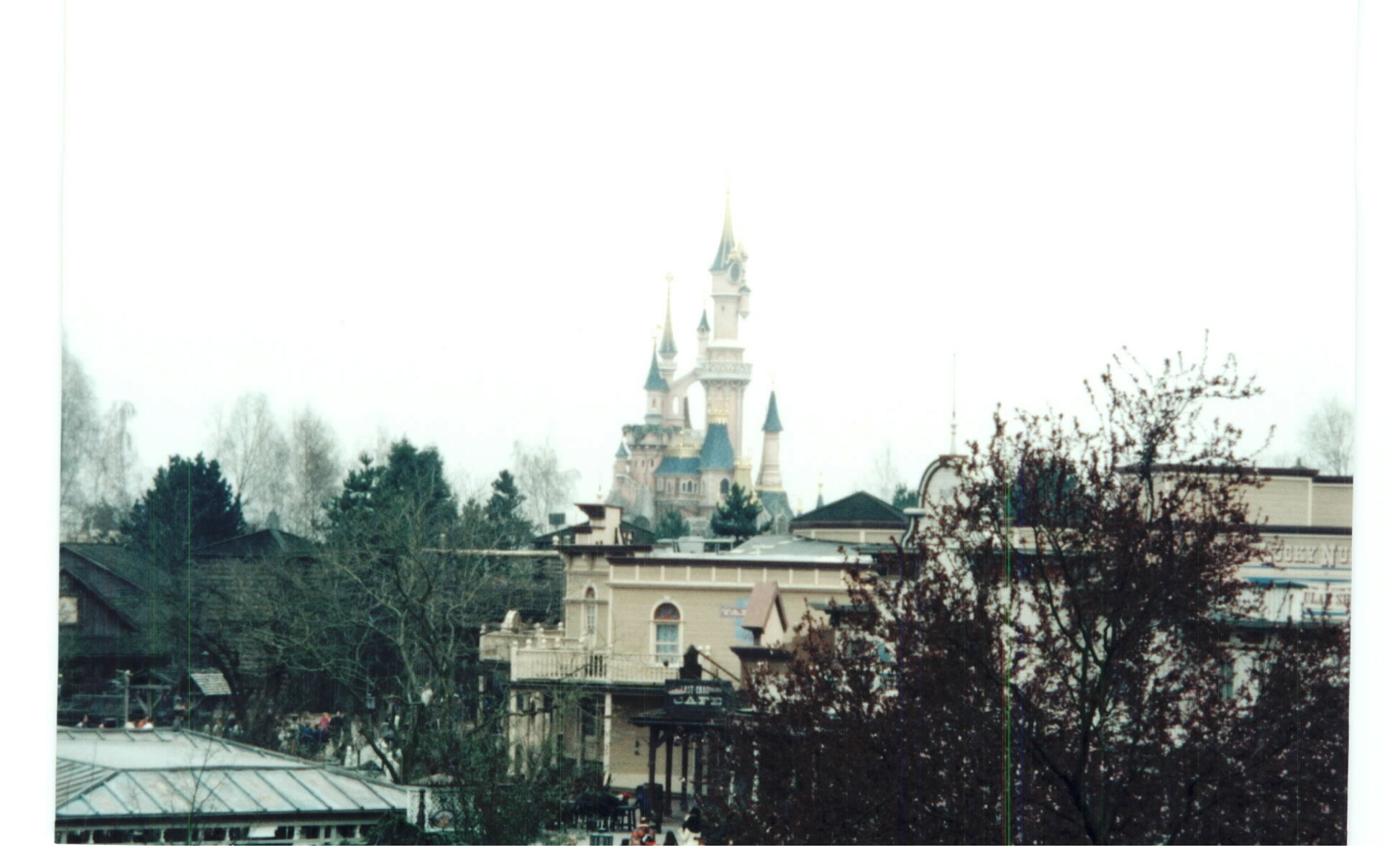 Castle-parade14.jpg