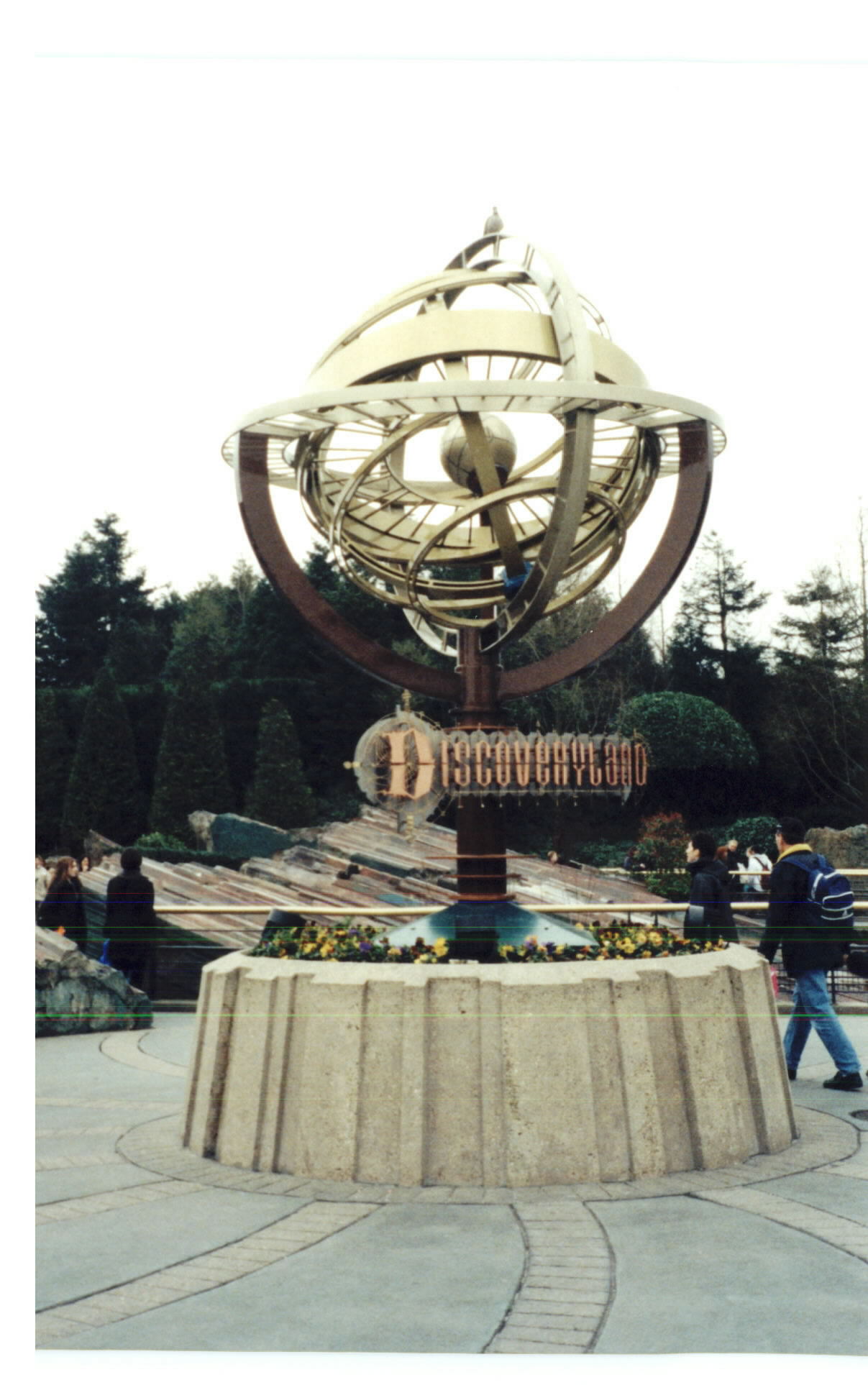 Discoveryland01.jpg